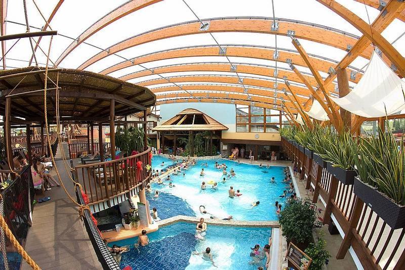 Apartmany Holiday Tatralandia Липтовски-Микулаш Экстерьер фото